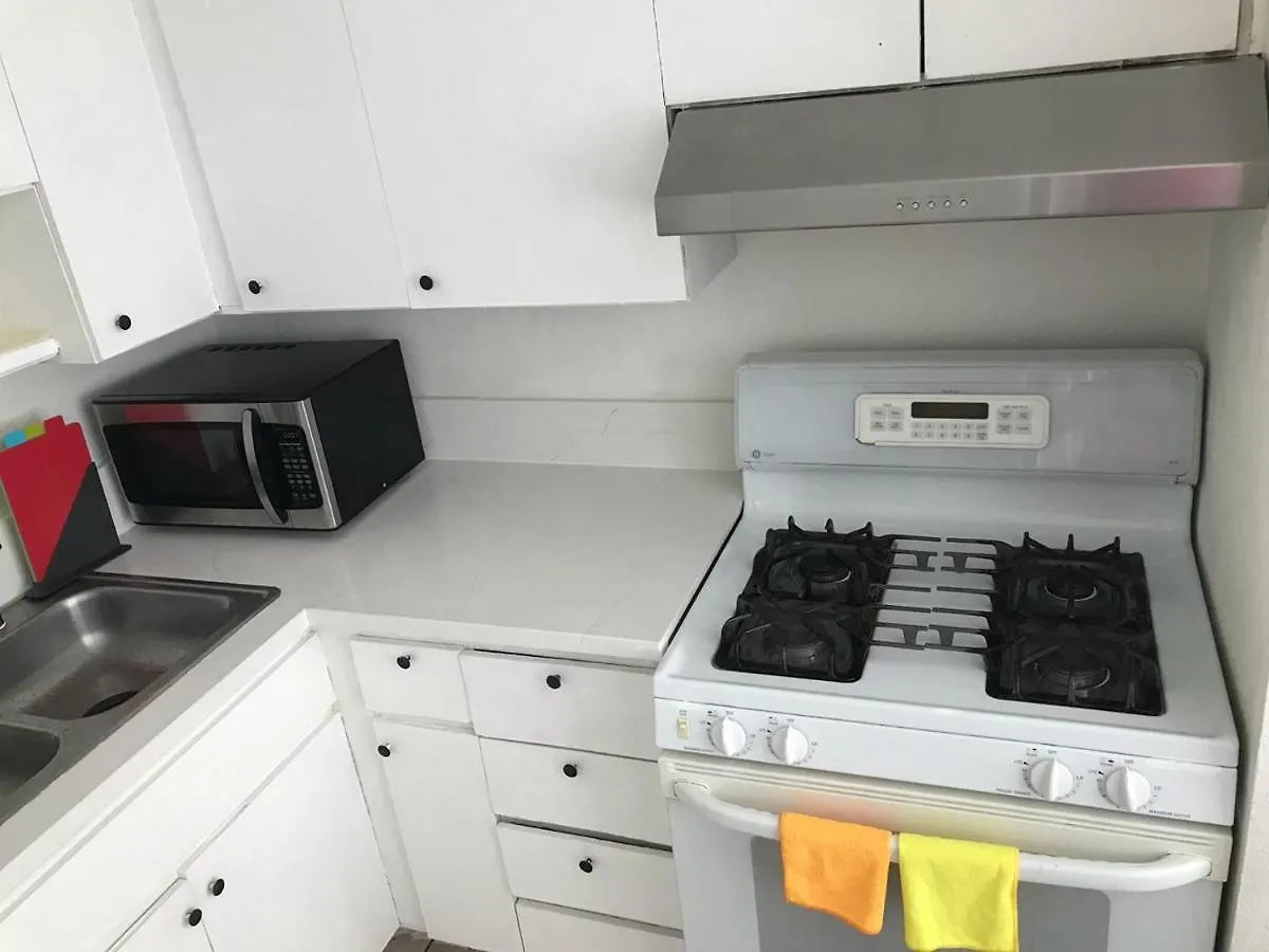 Casa de Férias Super Comfortable And Beautiful 3 Bedrooms, 2 Baths House Renting Las Vegas