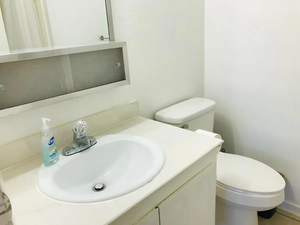 Super Comfortable And Beautiful 3 Bedrooms, 2 Baths House Renting Las Vegas