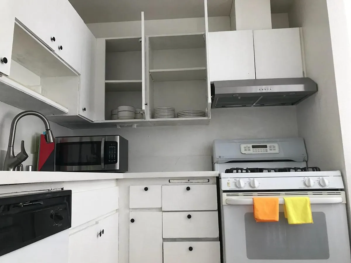 Super Comfortable And Beautiful 3 Bedrooms, 2 Baths House Renting Las Vegas