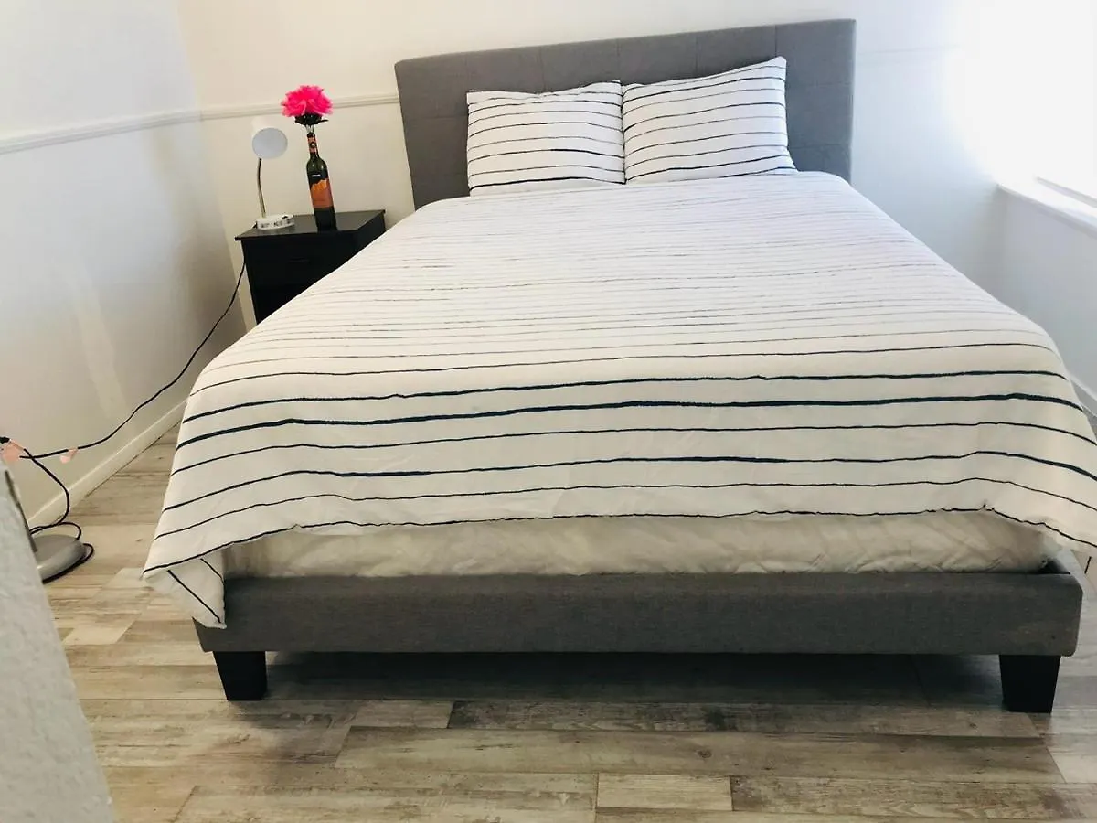 Super Comfortable And Beautiful 3 Bedrooms, 2 Baths House Renting Las Vegas 0*,  Estados Unidos da América