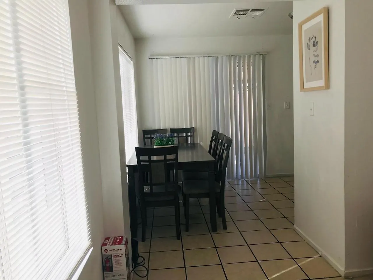 Super Comfortable And Beautiful 3 Bedrooms, 2 Baths House Renting Las Vegas 0*,