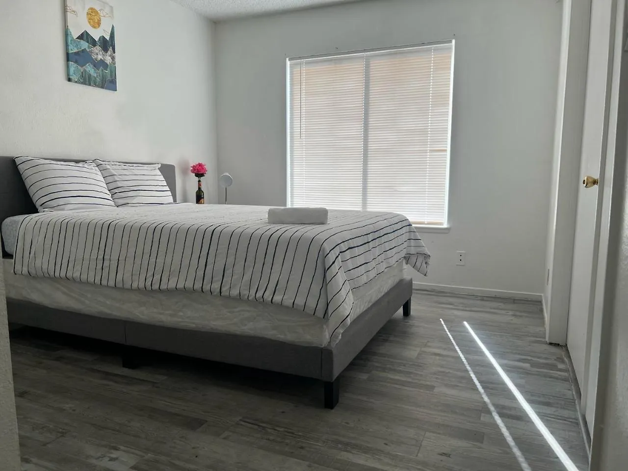 Super Comfortable And Beautiful 3 Bedrooms, 2 Baths House Renting Las Vegas 0*,  Estados Unidos da América