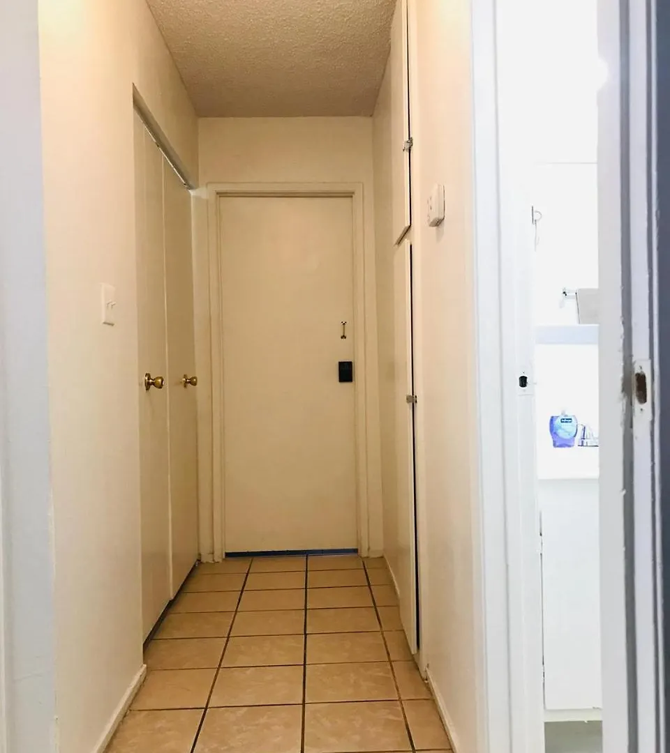 Super Comfortable And Beautiful 3 Bedrooms, 2 Baths House Renting Las Vegas Casa de Férias